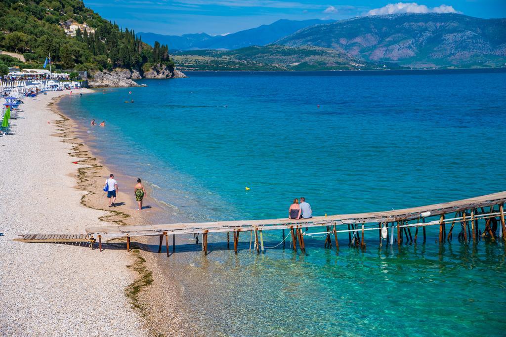 Krouzeri Beach Apartments Nisaki  Værelse billede